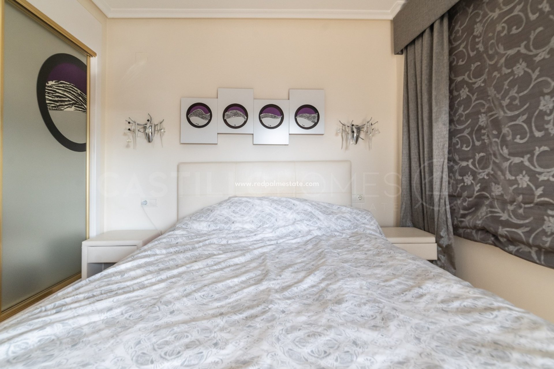 Resale - Villa -
Torrevieja - La Mata