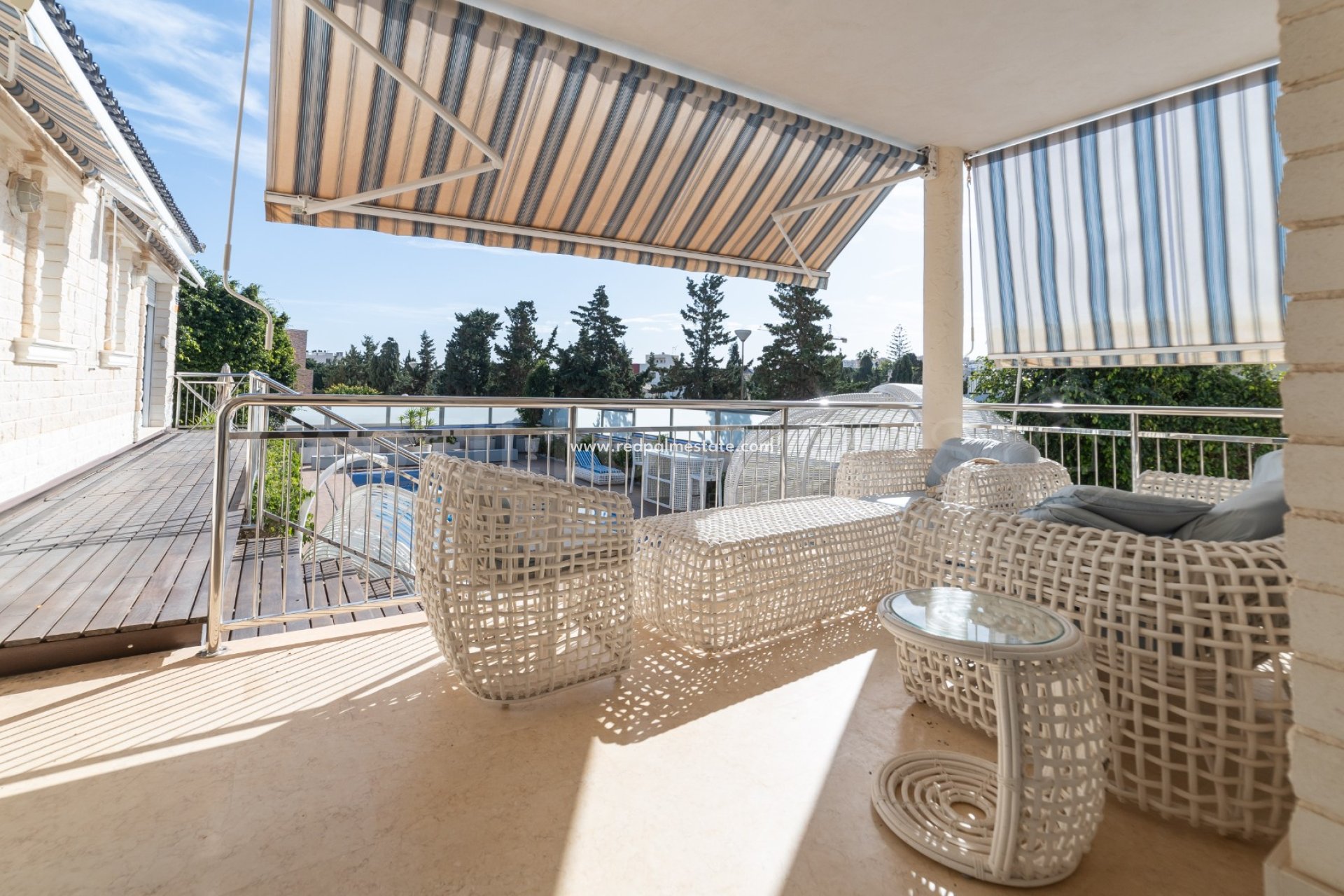 Resale - Villa -
Torrevieja - La Mata