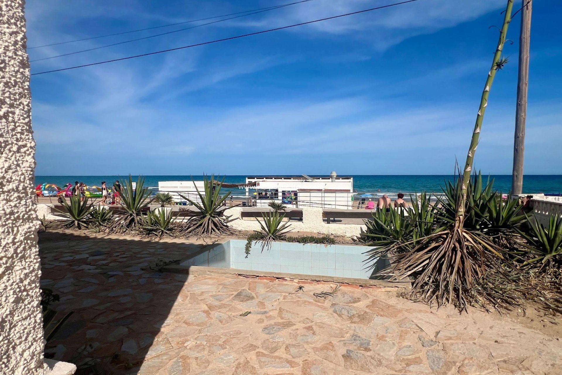 Resale - Villa -
Torrevieja - La Mata