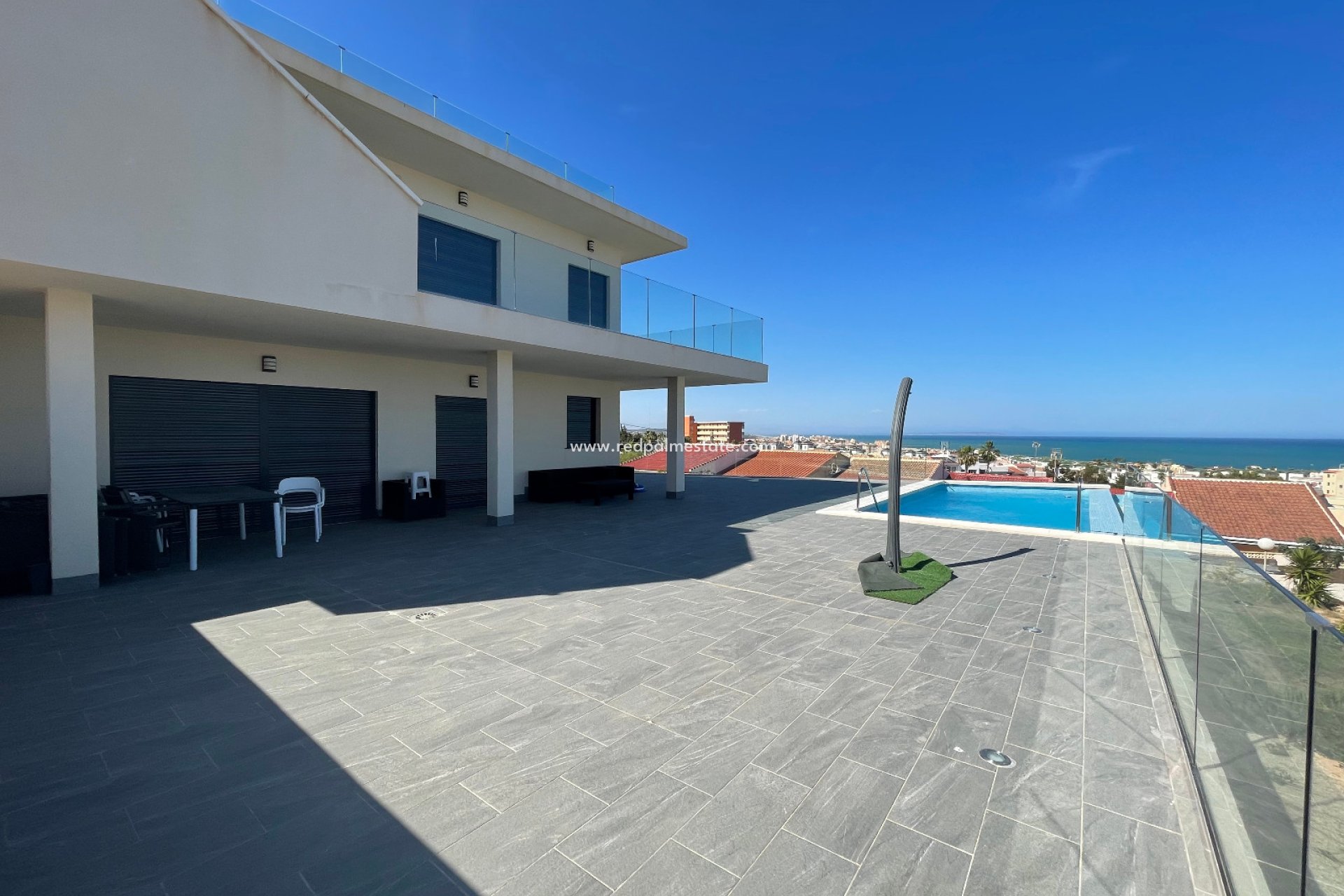Resale - Villa -
Torrevieja - La Mata