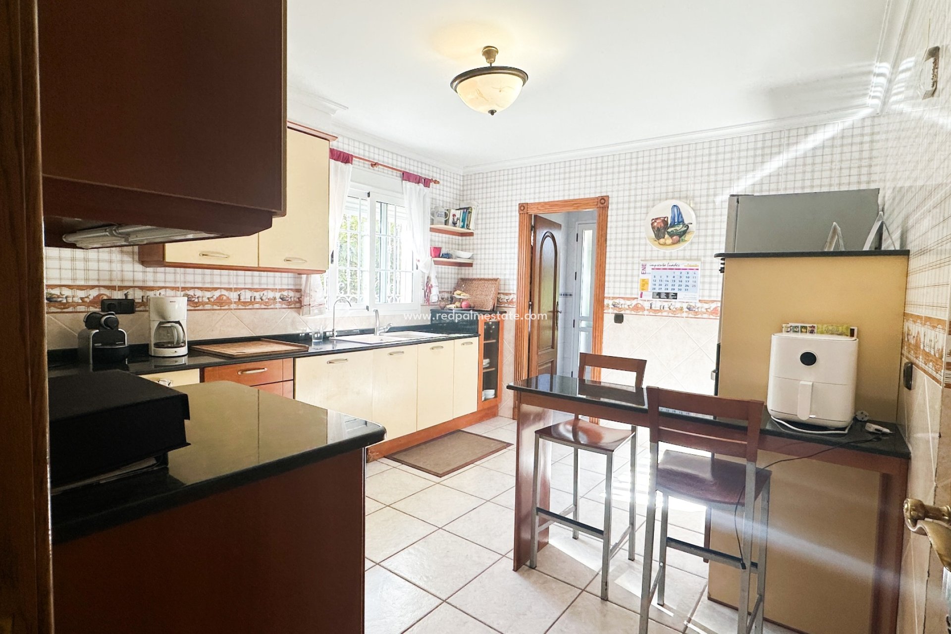 Resale - Villa -
Torrevieja - La Mata