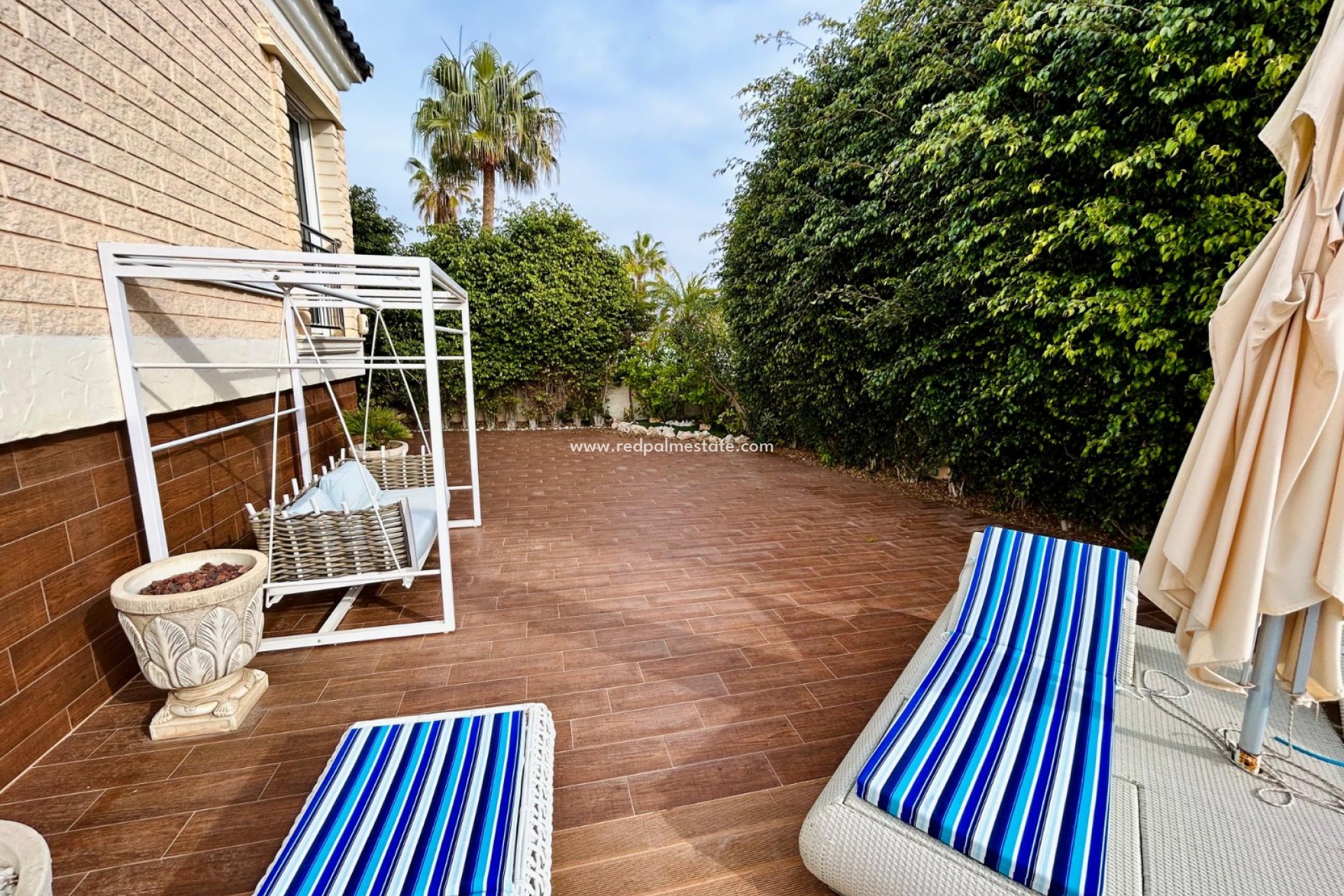 Resale - Villa -
Torrevieja - La Mata
