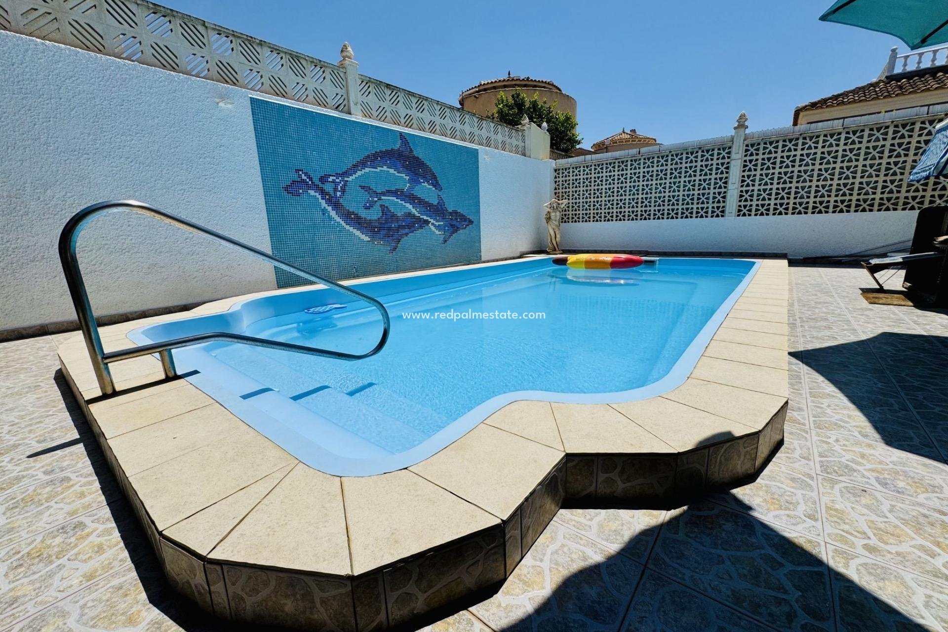 Resale - Villa -
Torrevieja - La Siesta - El Salado - Torreta