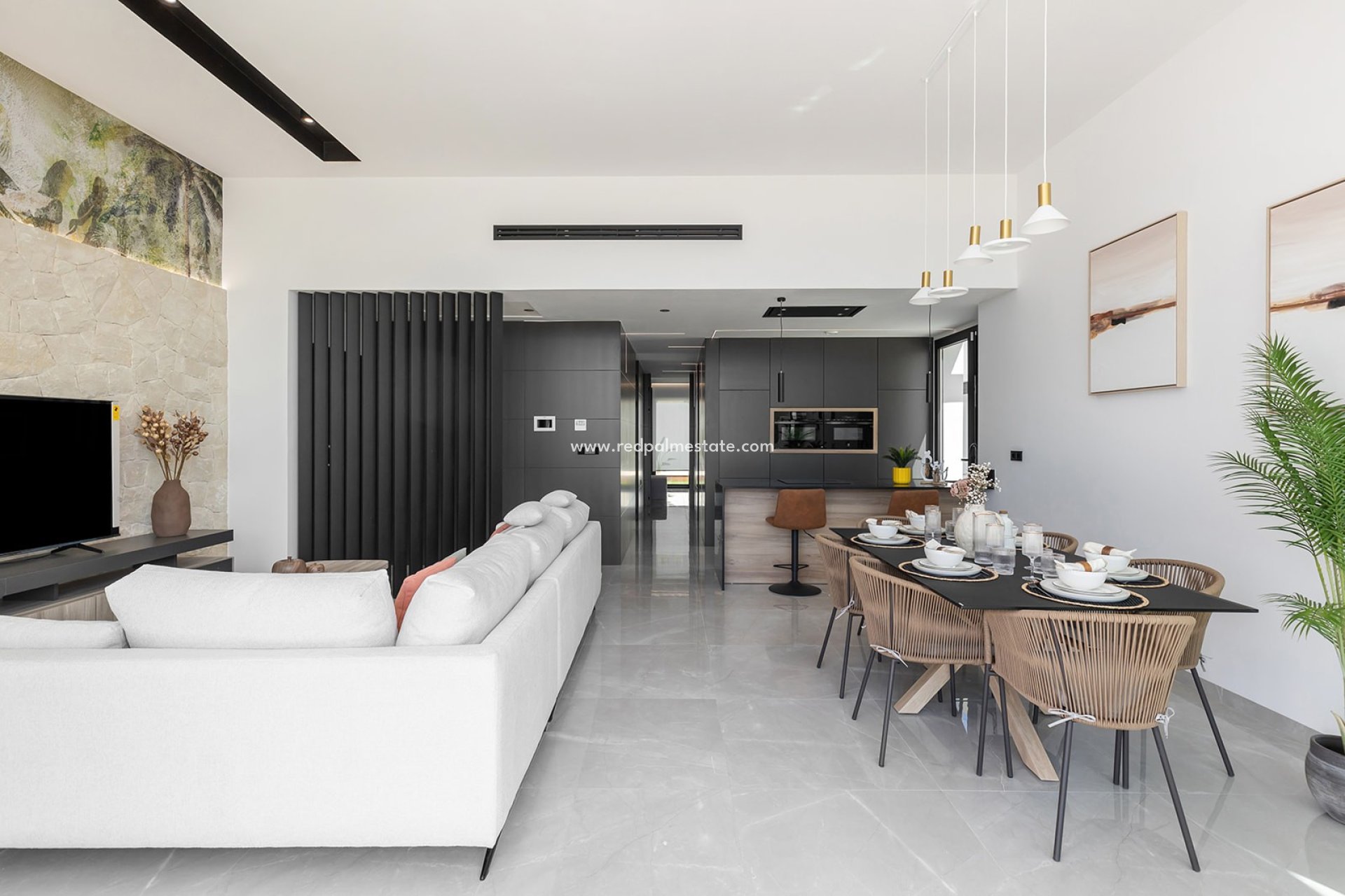 Resale - Villa -
Torrevieja - La Siesta - El Salado - Torreta