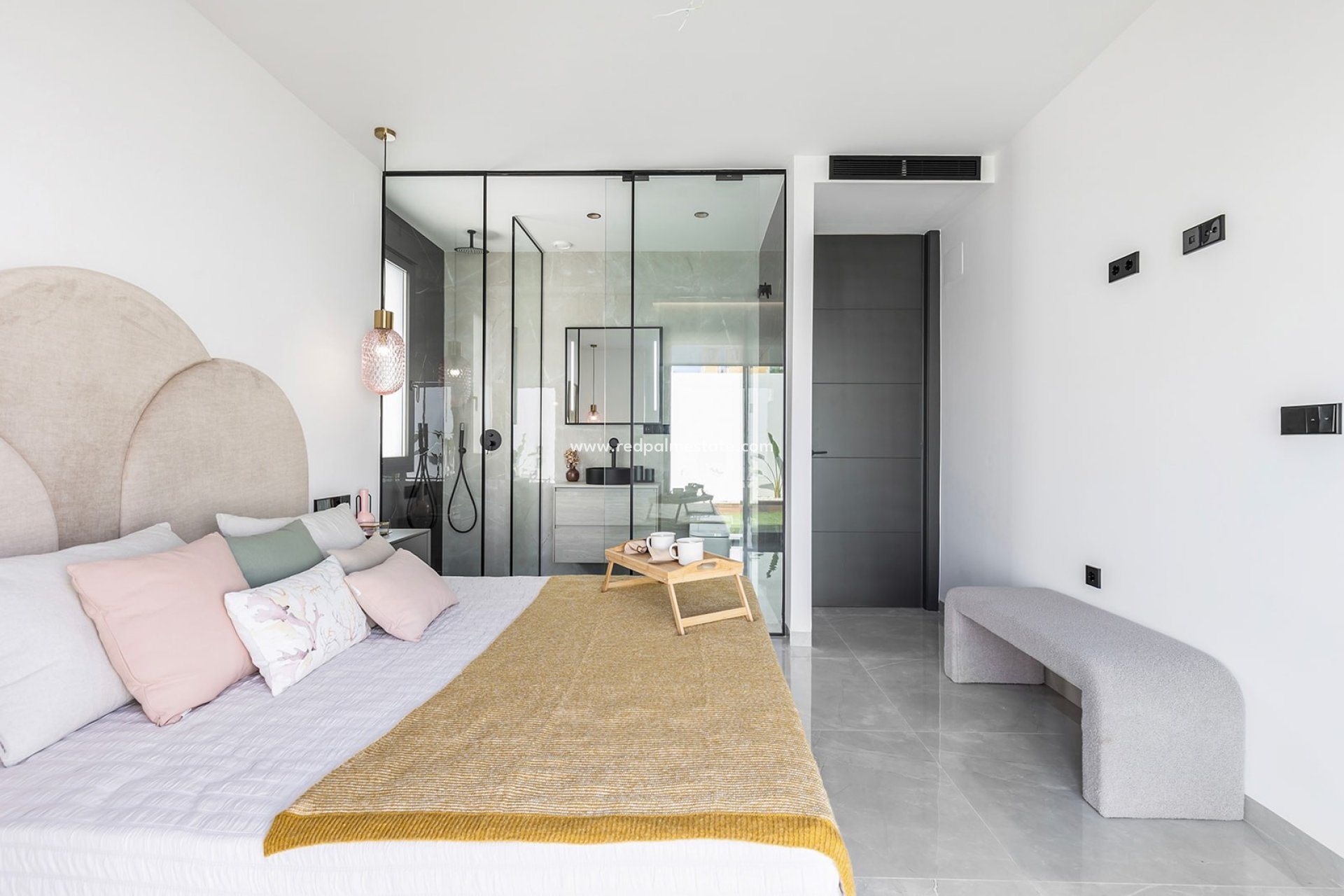 Resale - Villa -
Torrevieja - La Siesta - El Salado - Torreta