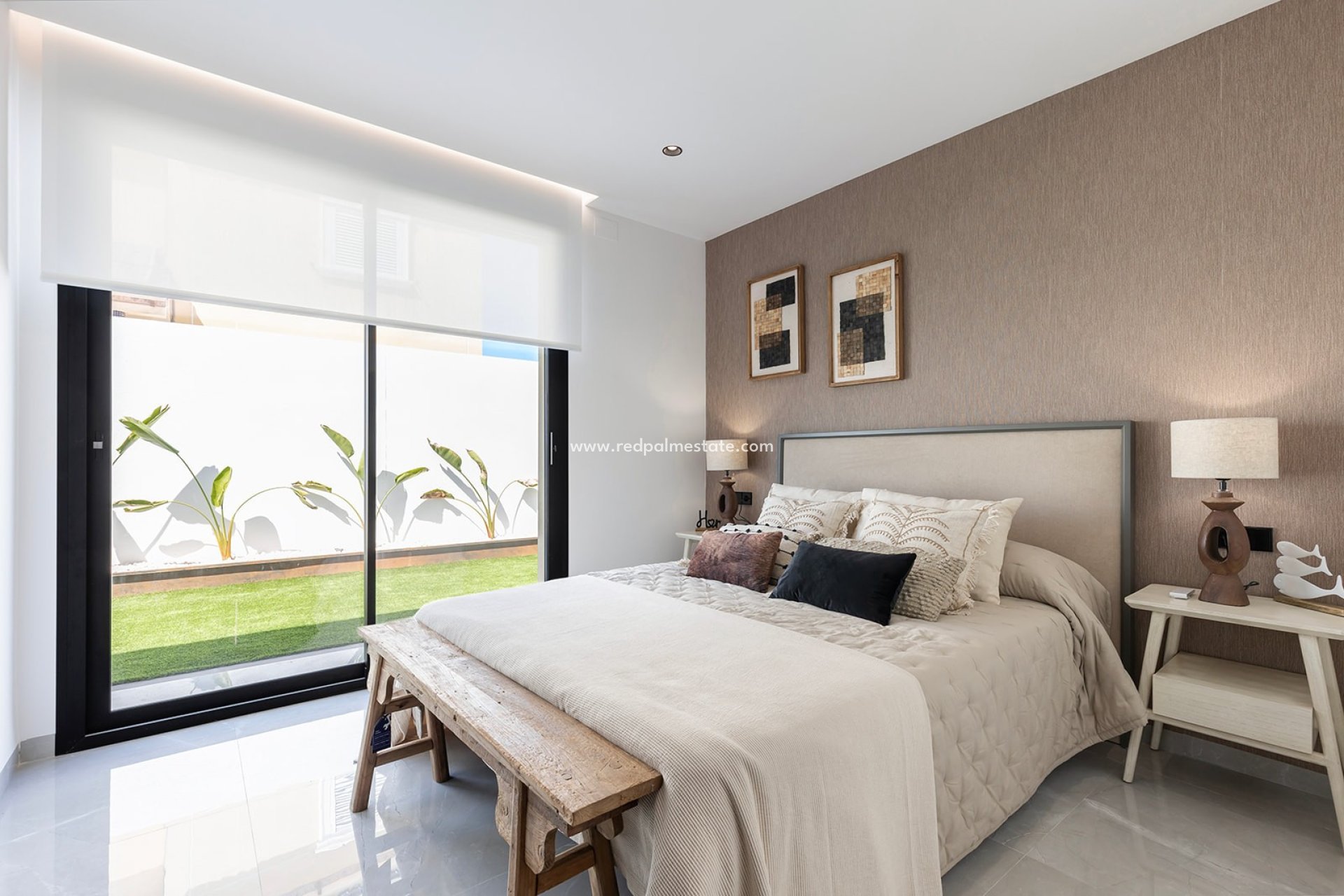Resale - Villa -
Torrevieja - La Siesta - El Salado - Torreta
