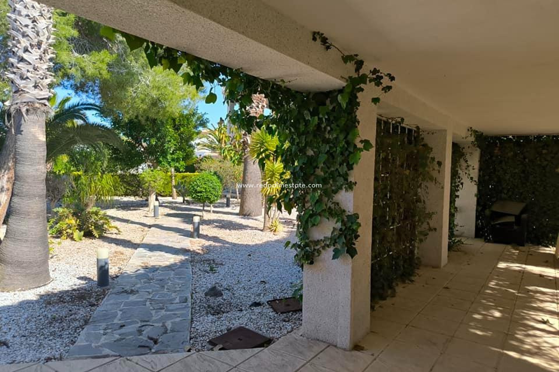 Resale - Villa -
Torrevieja - La Siesta - El Salado - Torreta