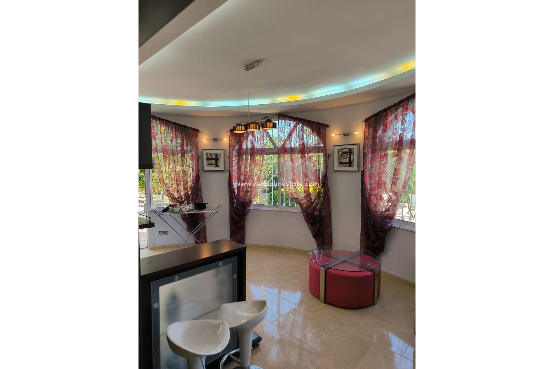 Resale - Villa -
Torrevieja - La Siesta - El Salado - Torreta