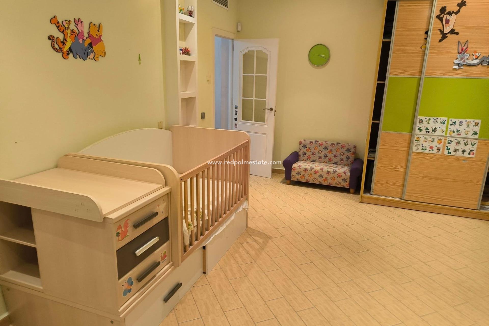 Resale - Villa -
Torrevieja - La Siesta - El Salado - Torreta