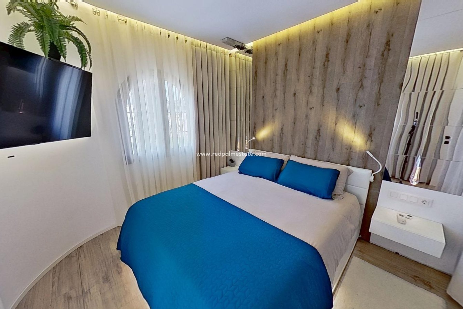 Resale - Villa -
Torrevieja - La Siesta - El Salado -  Torreta