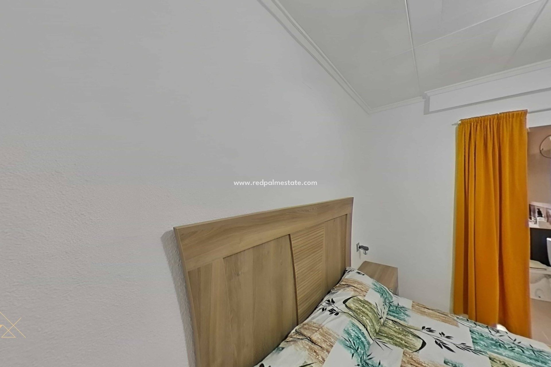 Resale - Villa -
Torrevieja - La Siesta - El Salado -  Torreta