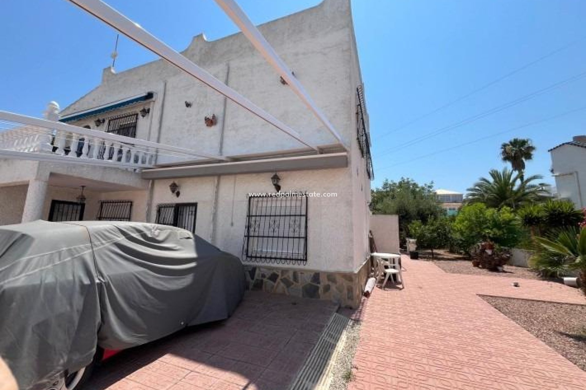 Resale - Villa -
Torrevieja - La Siesta - El Salado -  Torreta