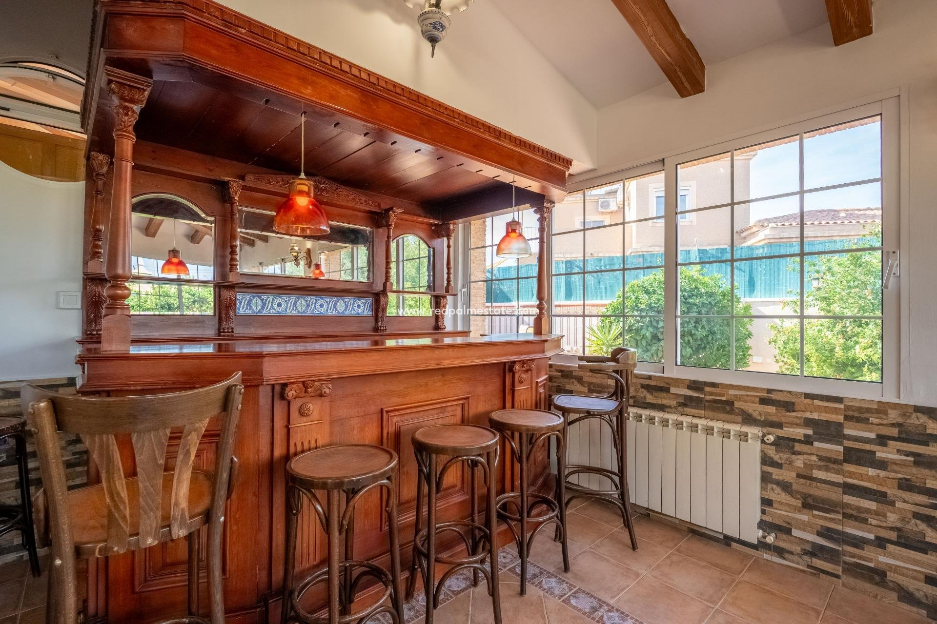 Resale - Villa -
Torrevieja - La Siesta - El Salado -  Torreta