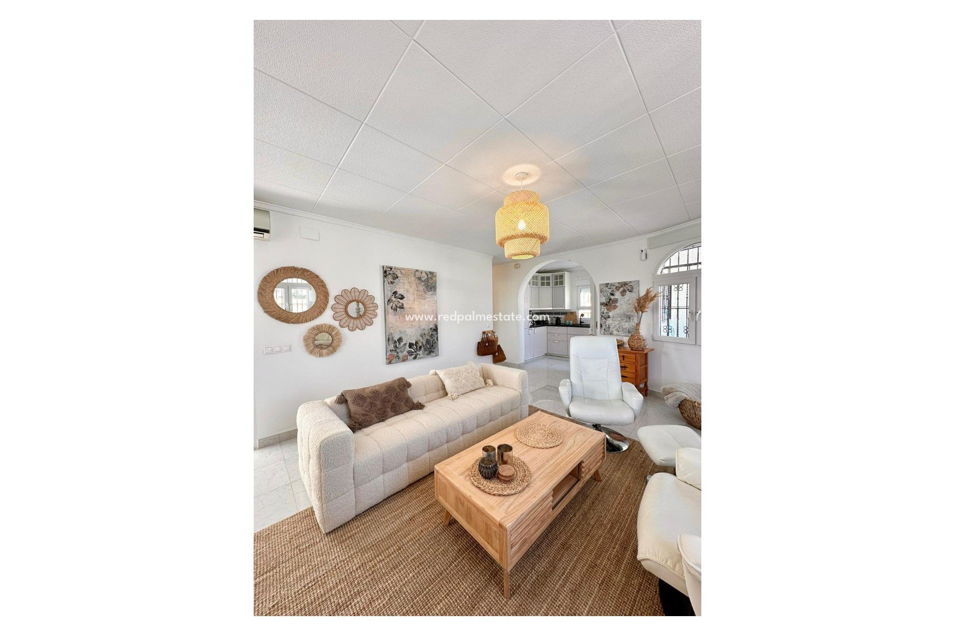 Resale - Villa -
Torrevieja - La Siesta - El Salado -  Torreta