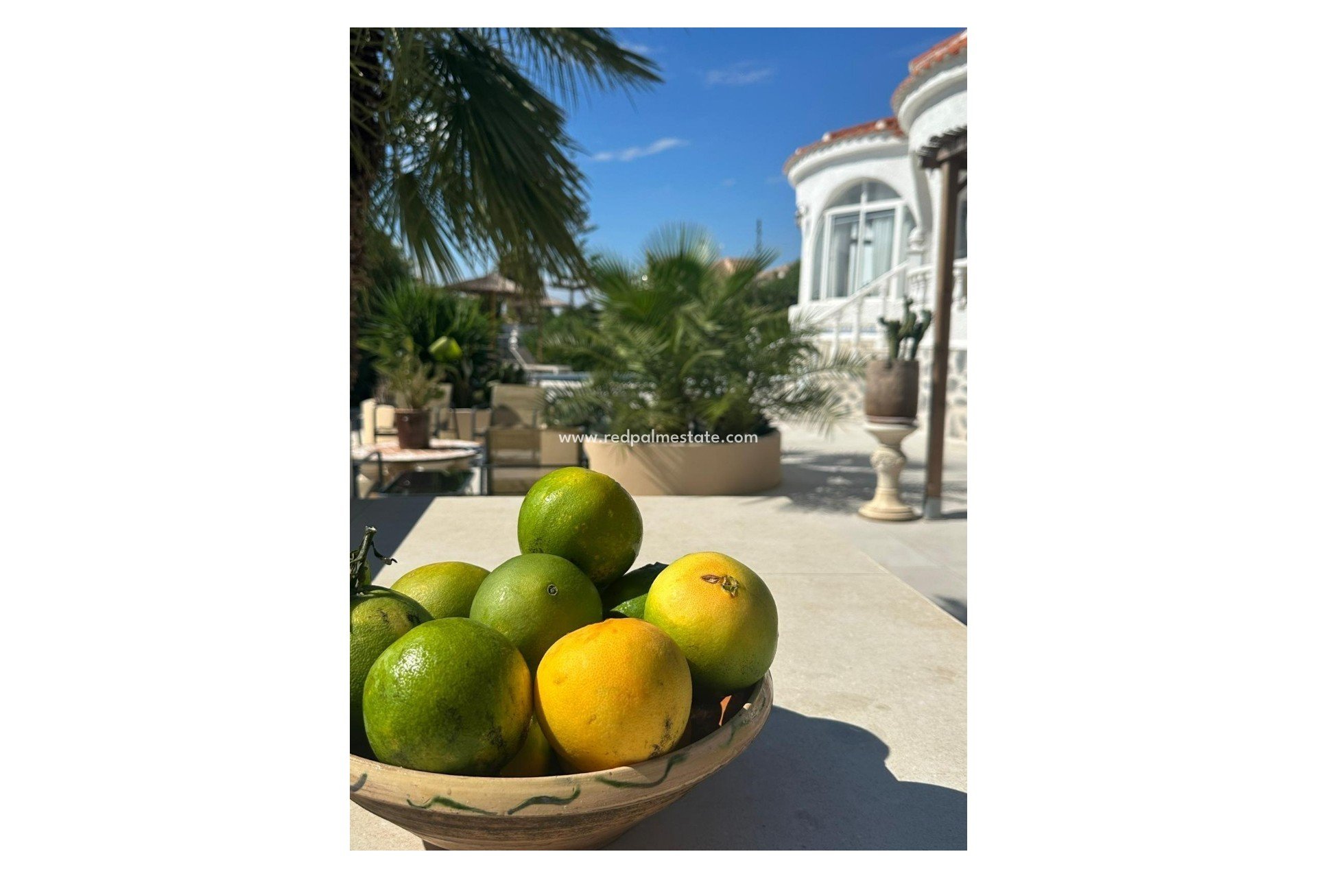 Resale - Villa -
Torrevieja - La Siesta - El Salado -  Torreta