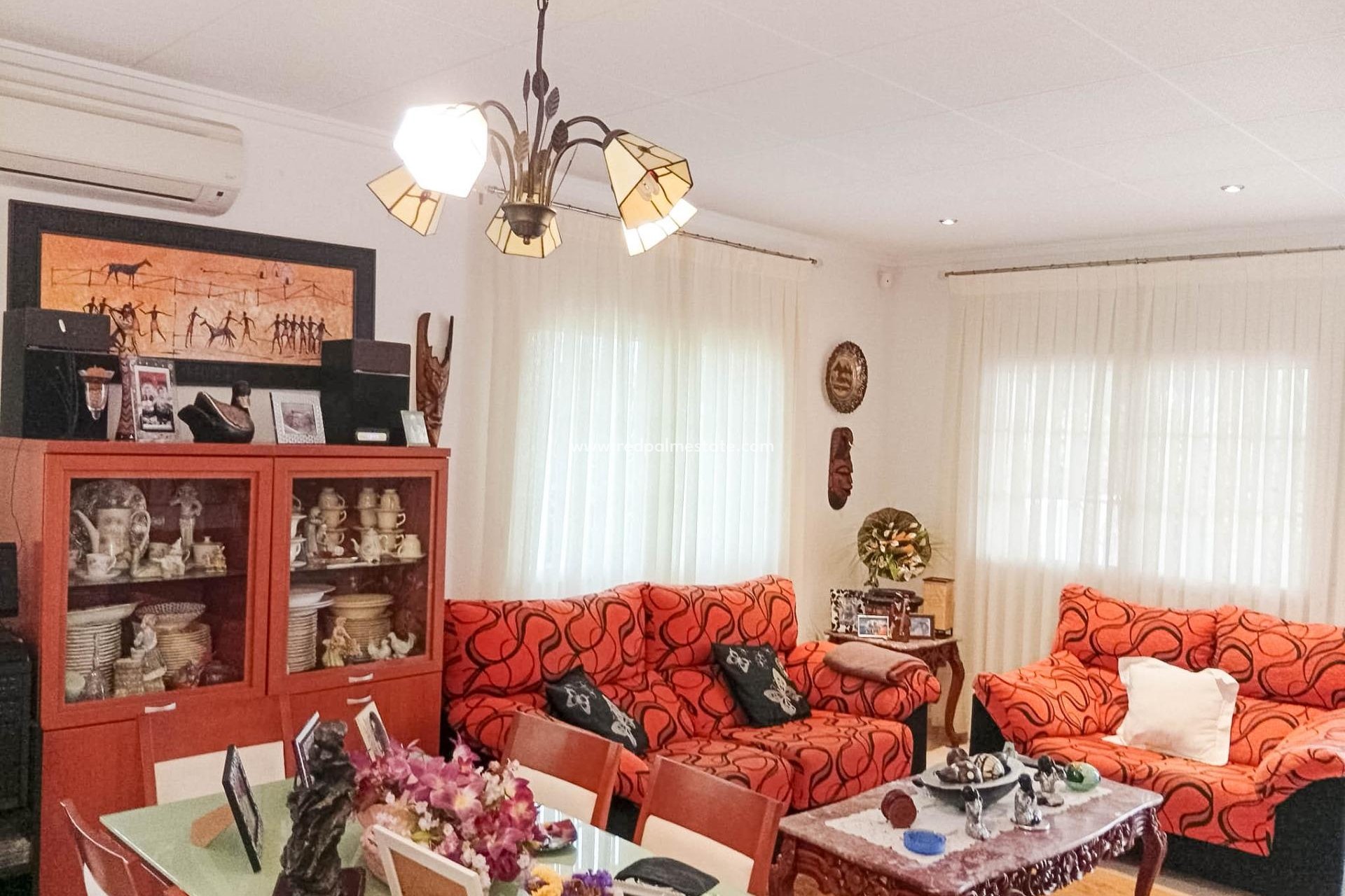 Resale - Villa -
Torrevieja - La Siesta - El Salado - Torreta