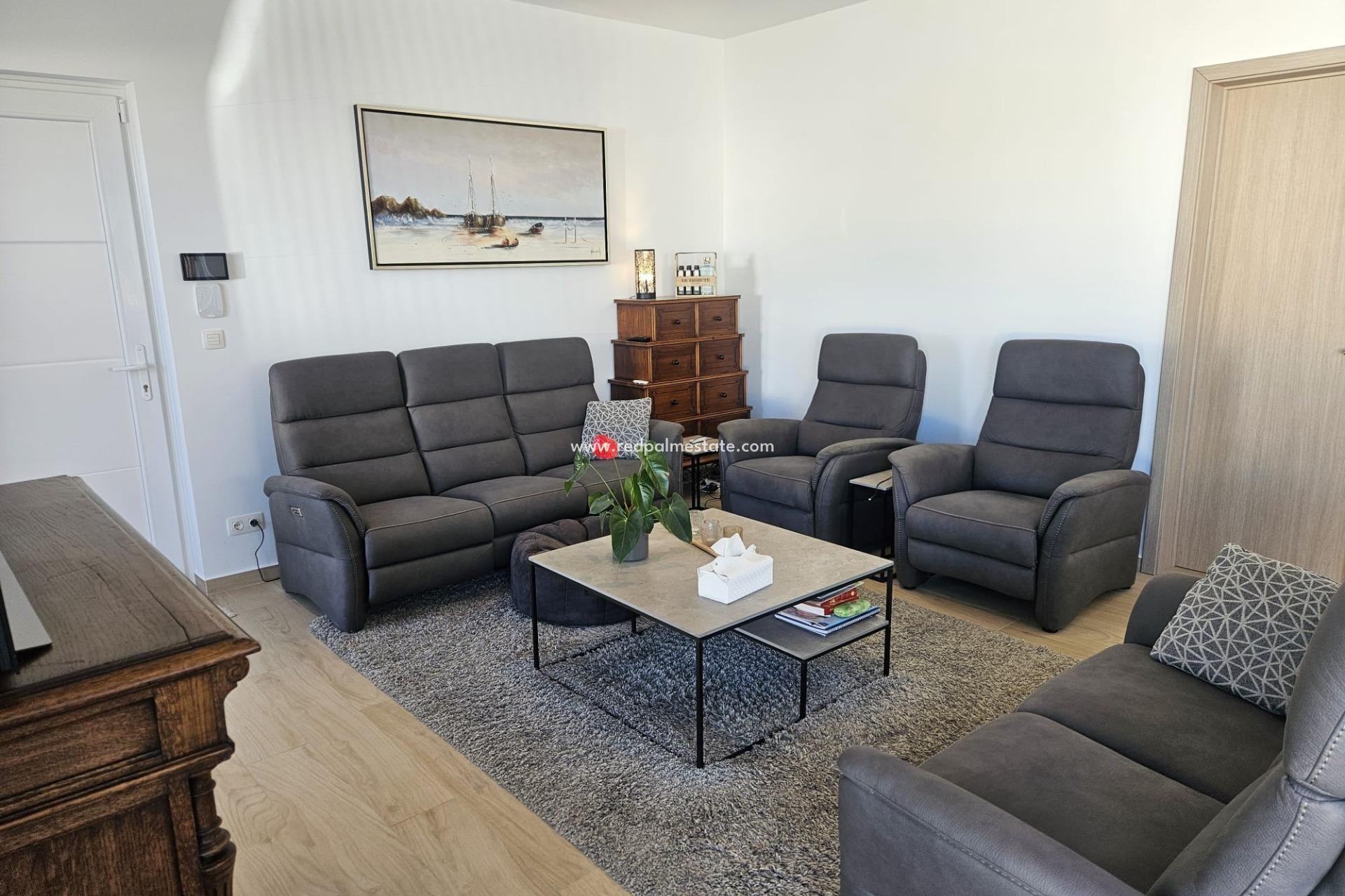Resale - Villa -
Torrevieja - La Siesta - El Salado - Torreta
