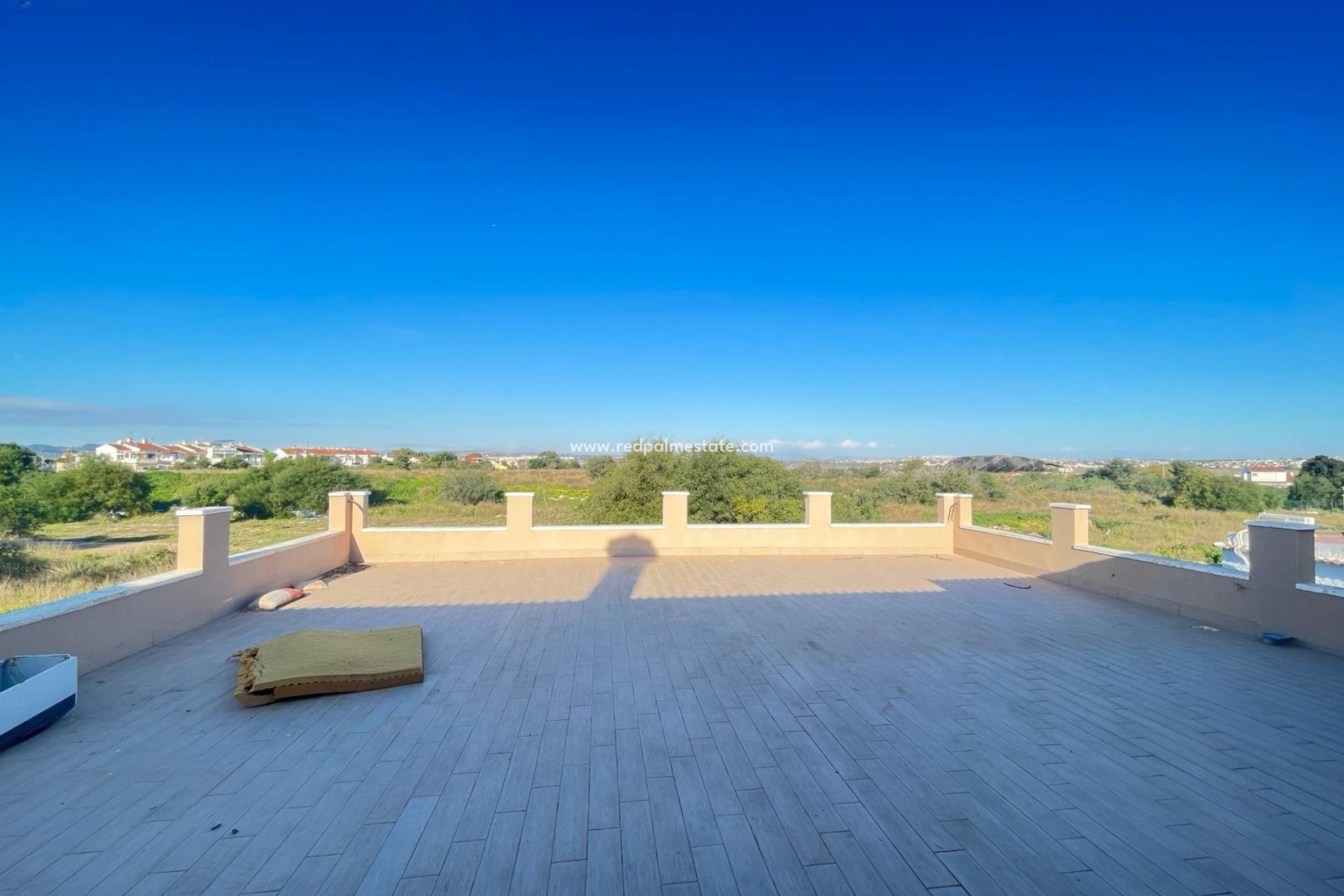 Resale - Villa -
Torrevieja - La Siesta - El Salado - Torreta