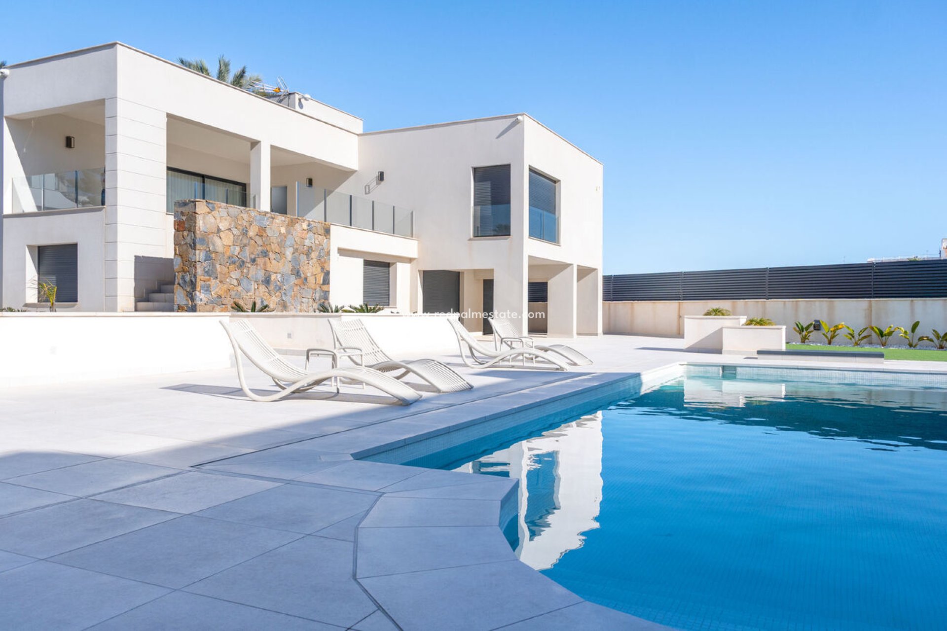 Resale - Villa -
Torrevieja - La Valeta