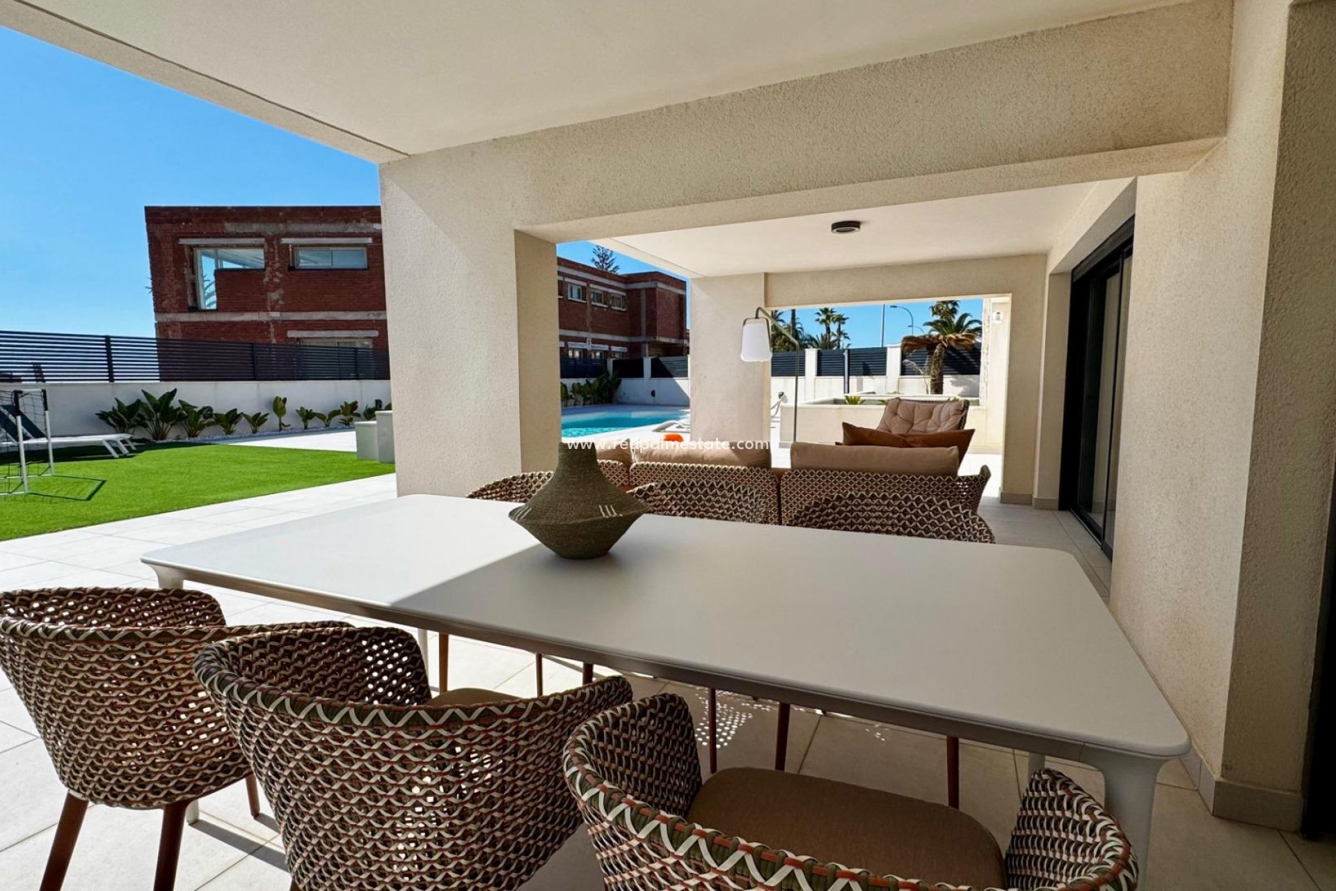 Resale - Villa -
Torrevieja - La Veleta