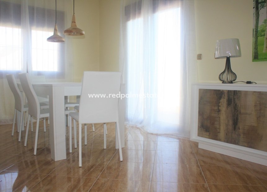 Resale - Villa -
Torrevieja - Los Altos