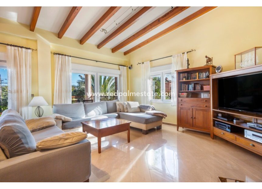 Resale - Villa -
Torrevieja - Los Altos