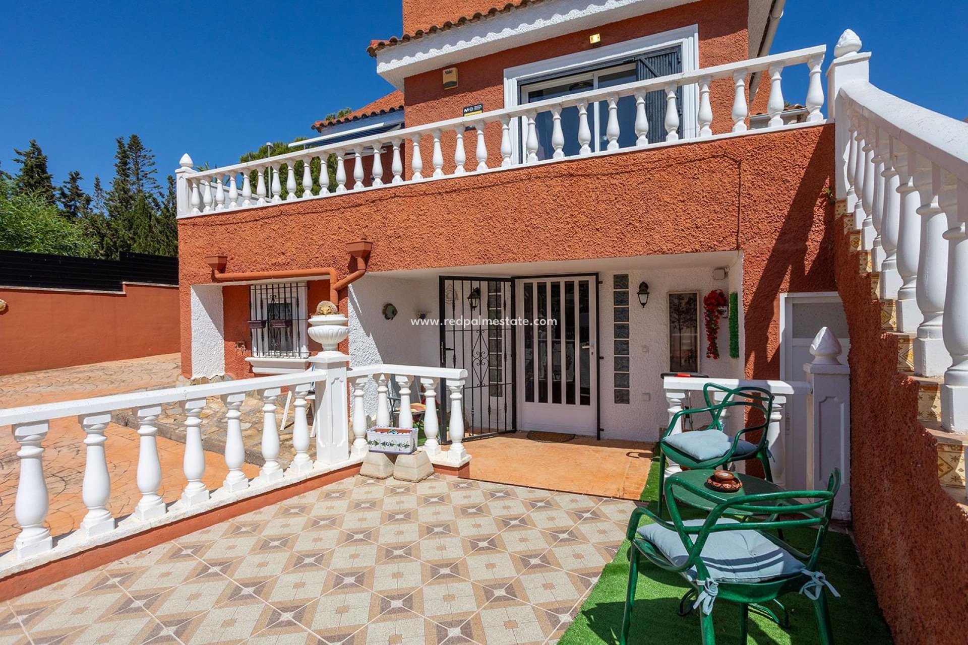 Resale - Villa -
Torrevieja - Los balcones