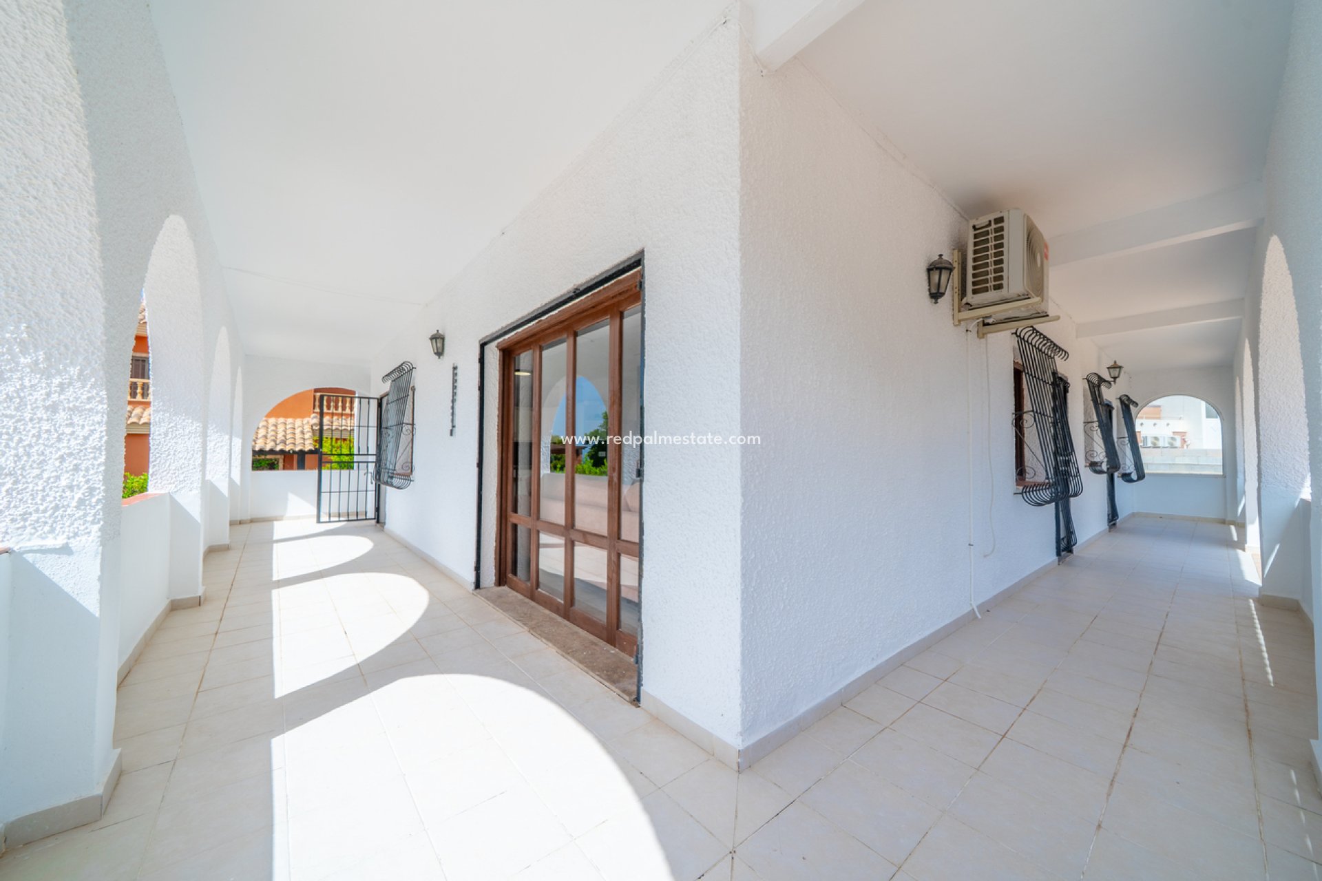 Resale - Villa -
Torrevieja - Los balcones