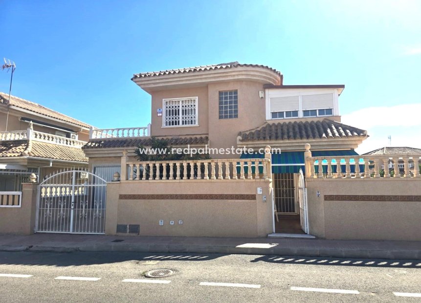Resale - Villa -
Torrevieja - Los balcones