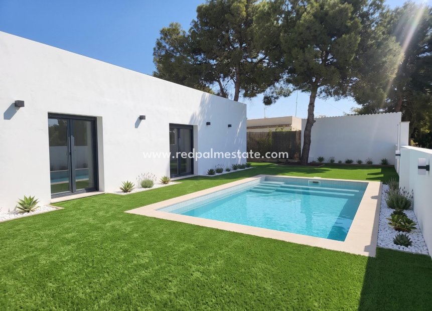 Resale - Villa -
Torrevieja - Los balcones