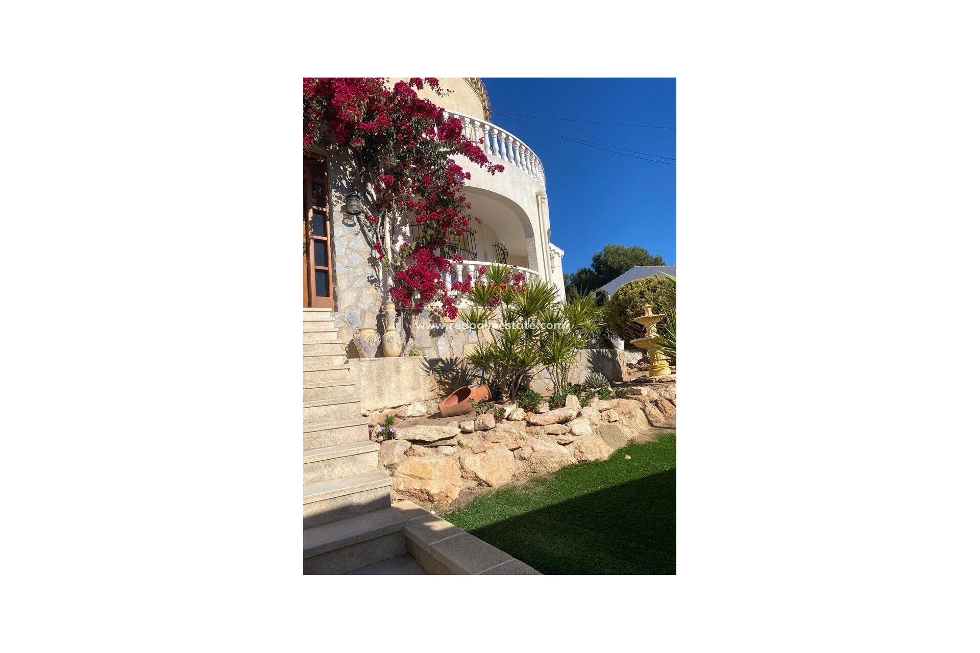 Resale - Villa -
Torrevieja - Los Balcones