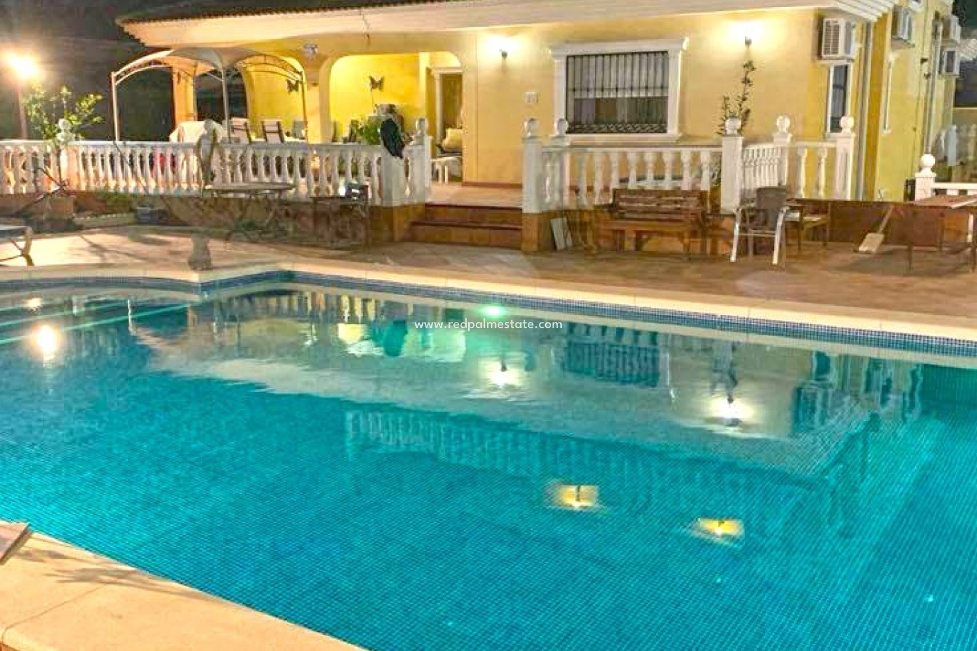 Resale - Villa -
Torrevieja - Los balcones