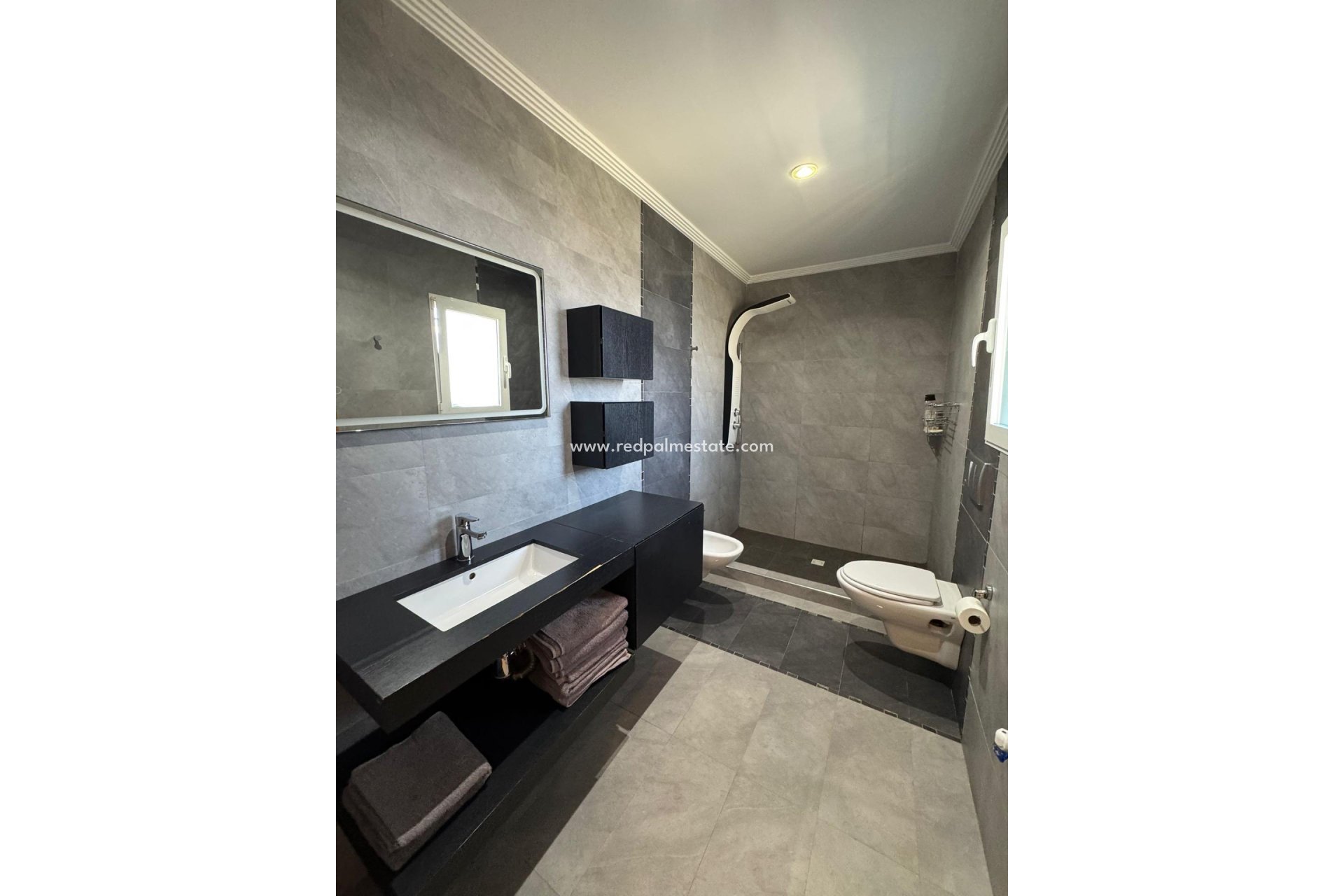 Resale - Villa -
Torrevieja - Los balcones