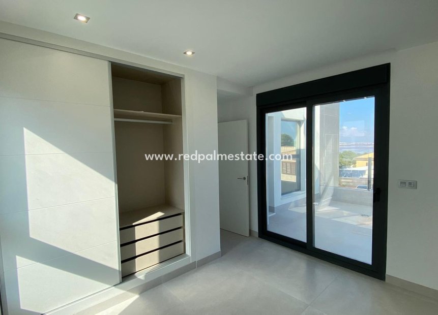 Resale - Villa -
Torrevieja - Los balcones