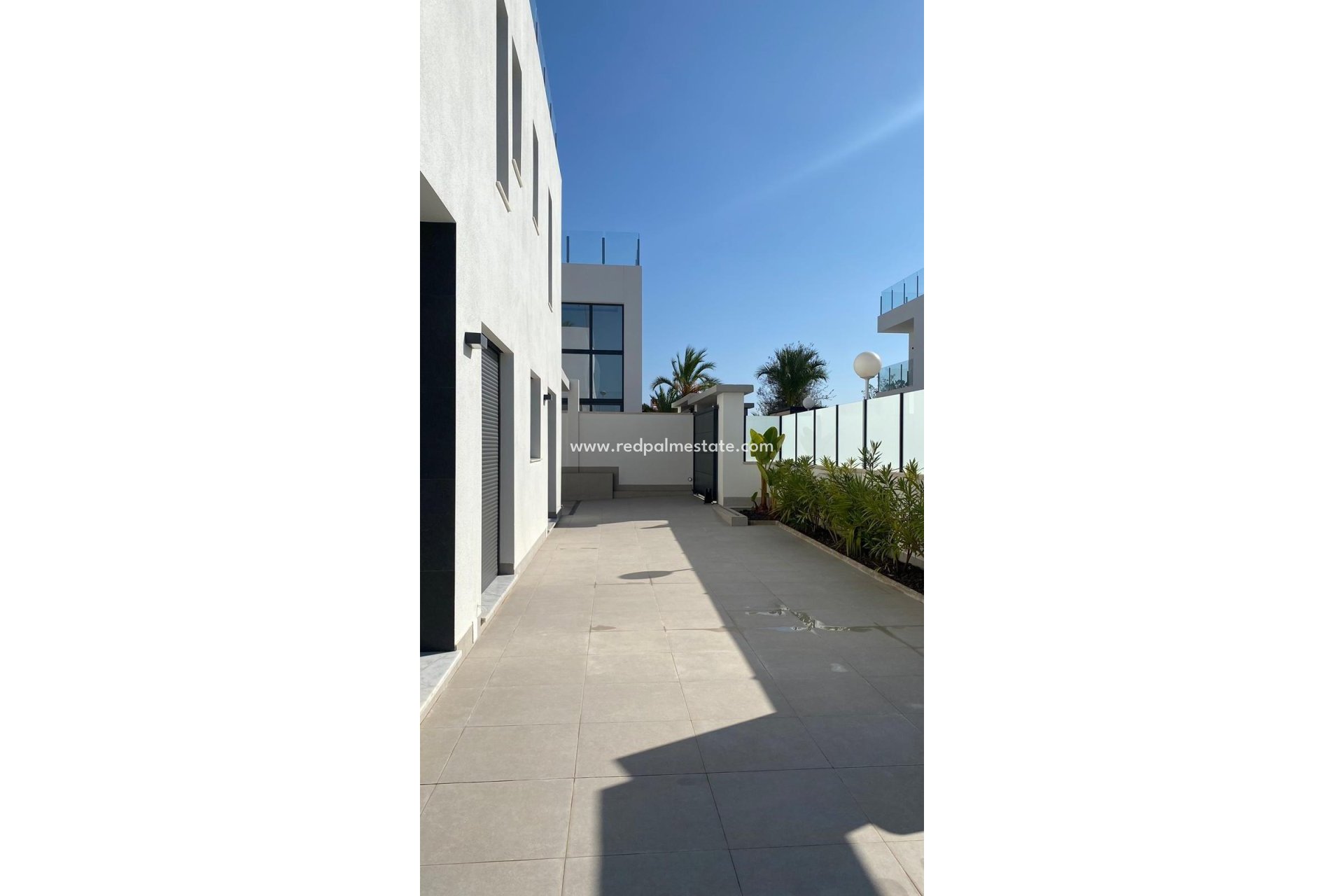 Resale - Villa -
Torrevieja - Los balcones