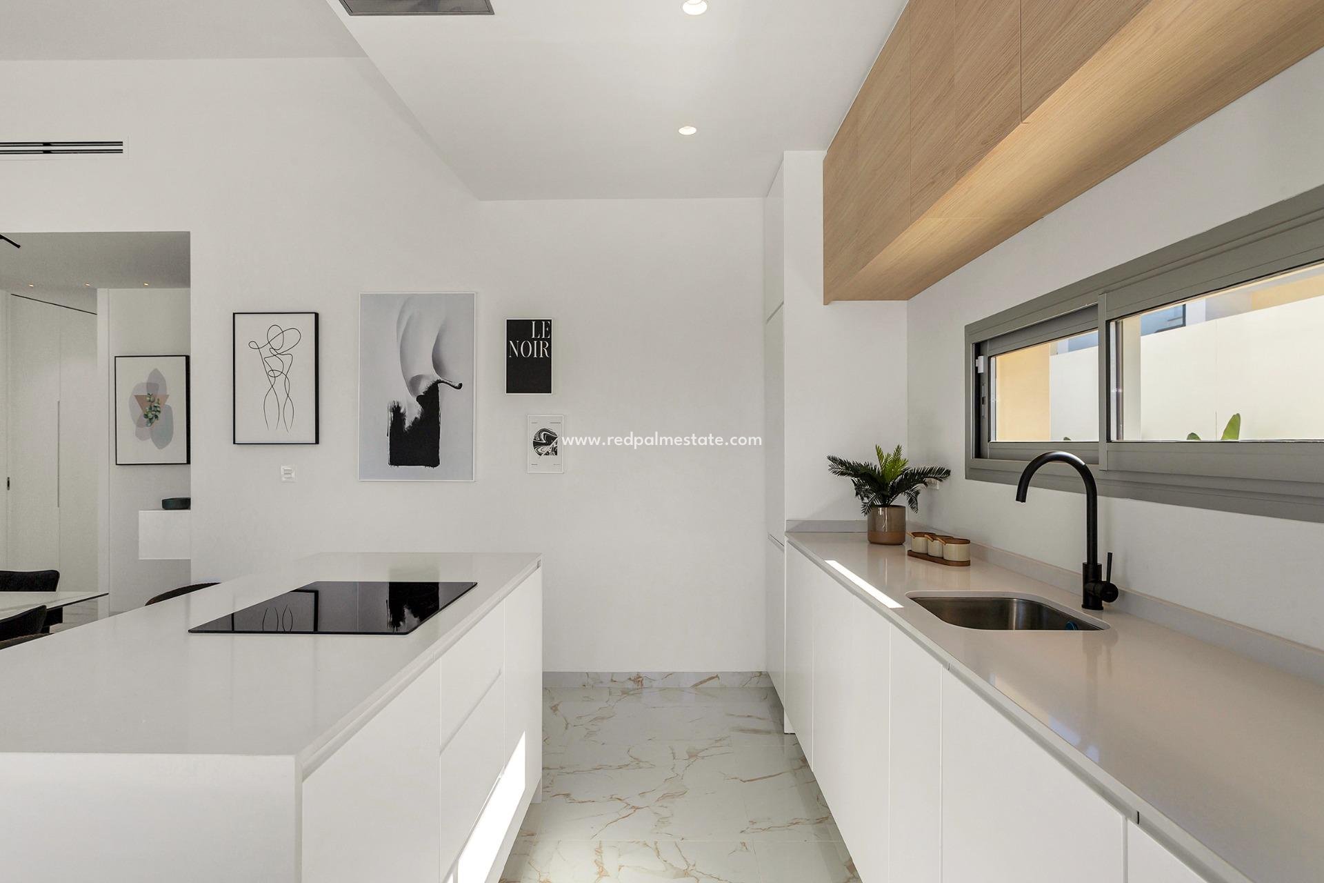 Resale - Villa -
Torrevieja - Los balcones