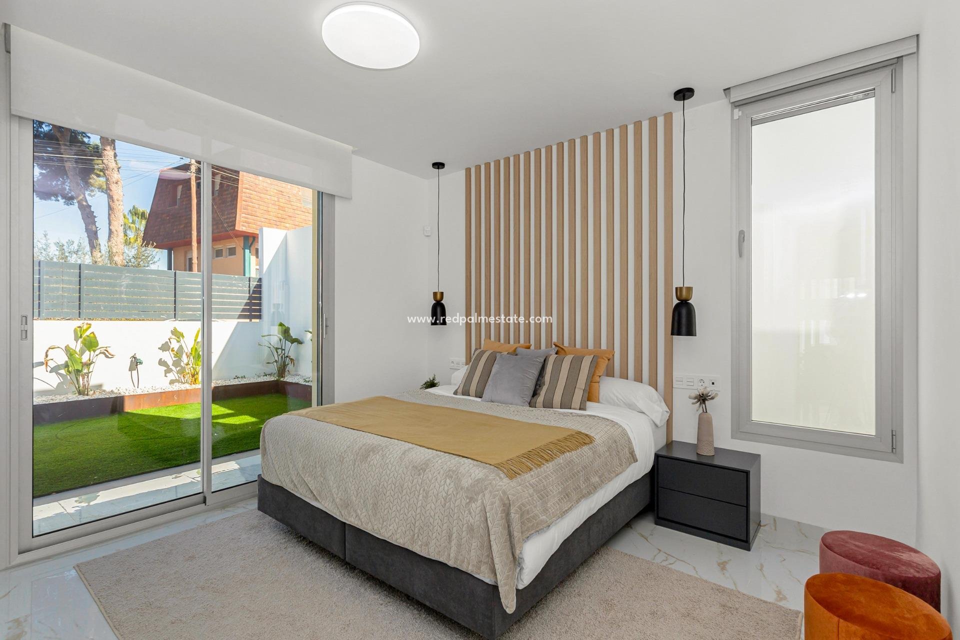 Resale - Villa -
Torrevieja - Los balcones