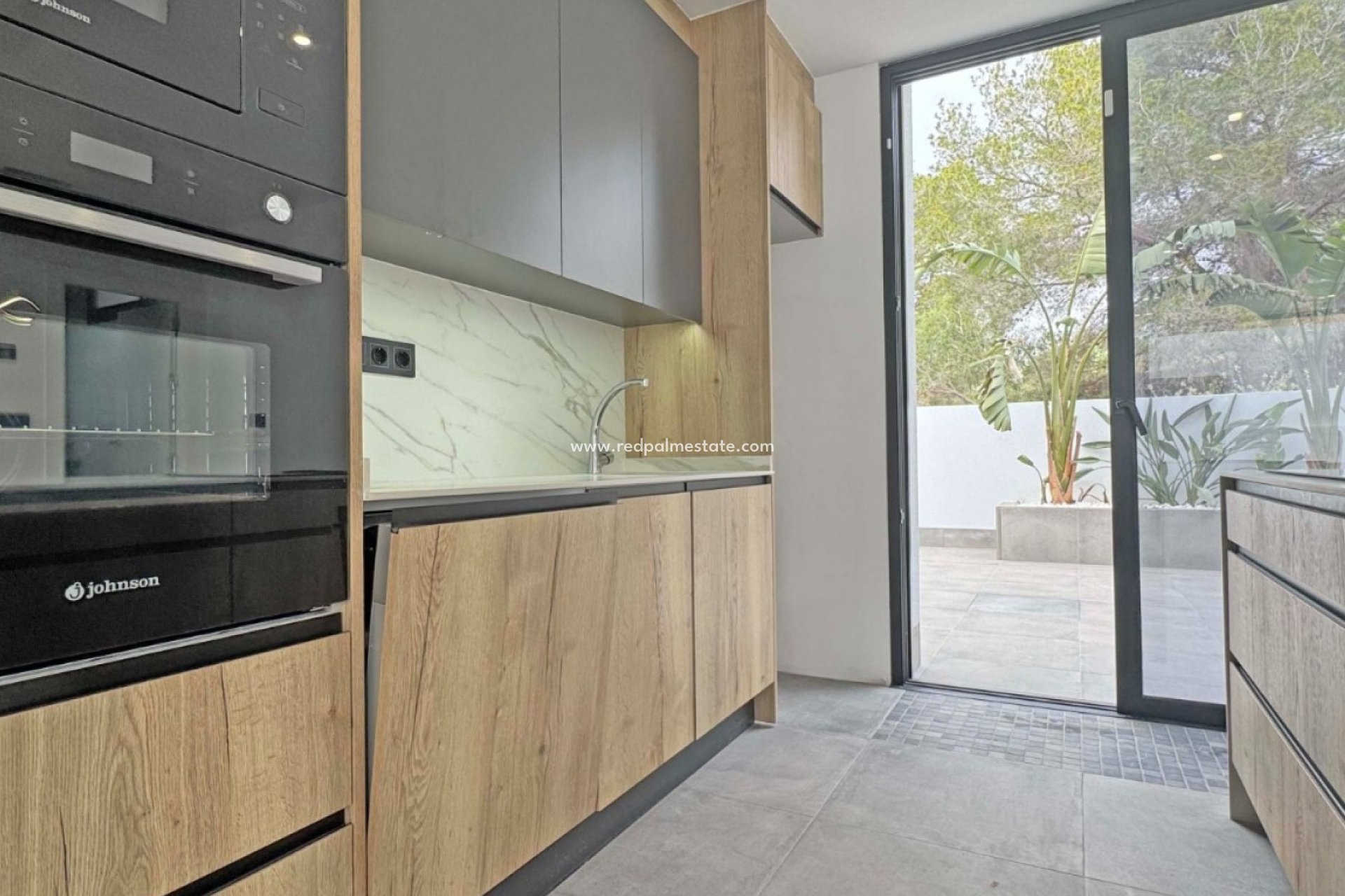 Resale - Villa -
Torrevieja - Los balcones