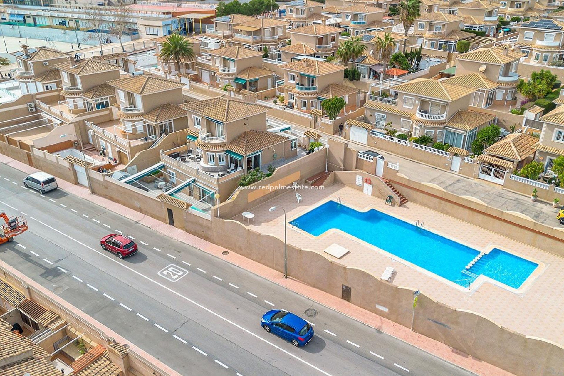 Resale - Villa -
Torrevieja - Los balcones