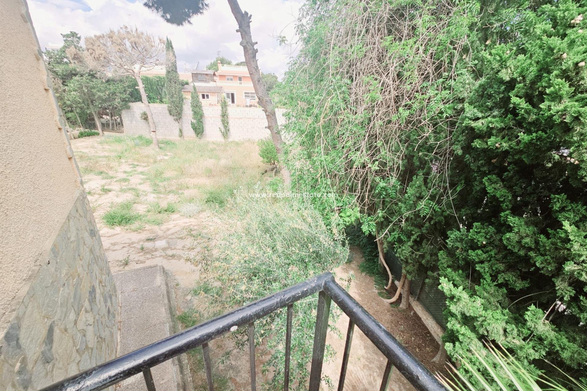 Resale - Villa -
Torrevieja - Los balcones