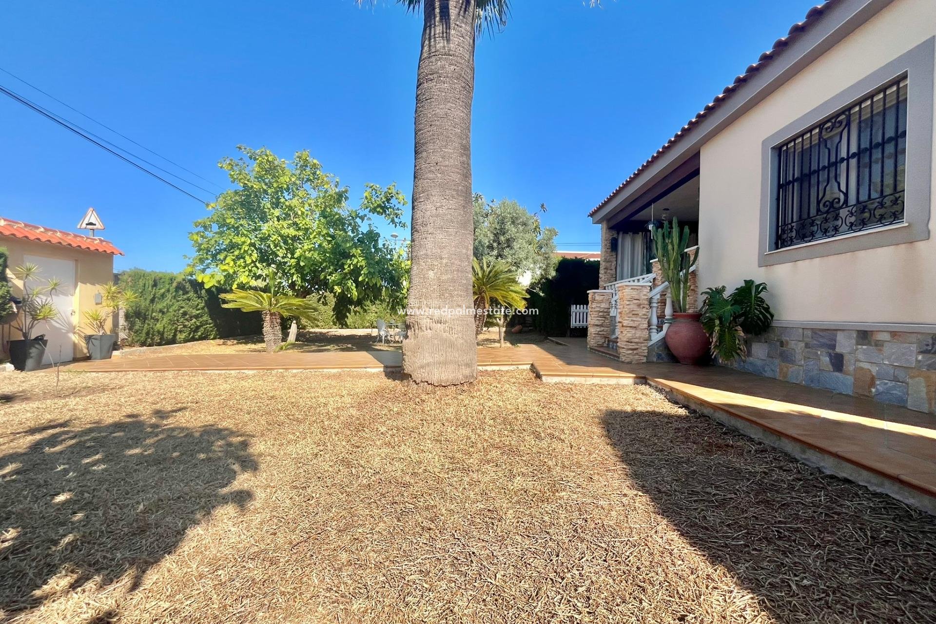 Resale - Villa -
Torrevieja - Los balcones