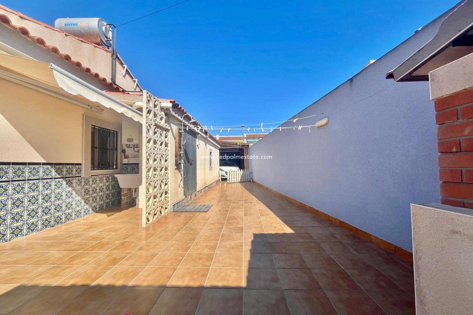 Resale - Villa -
Torrevieja - Los balcones