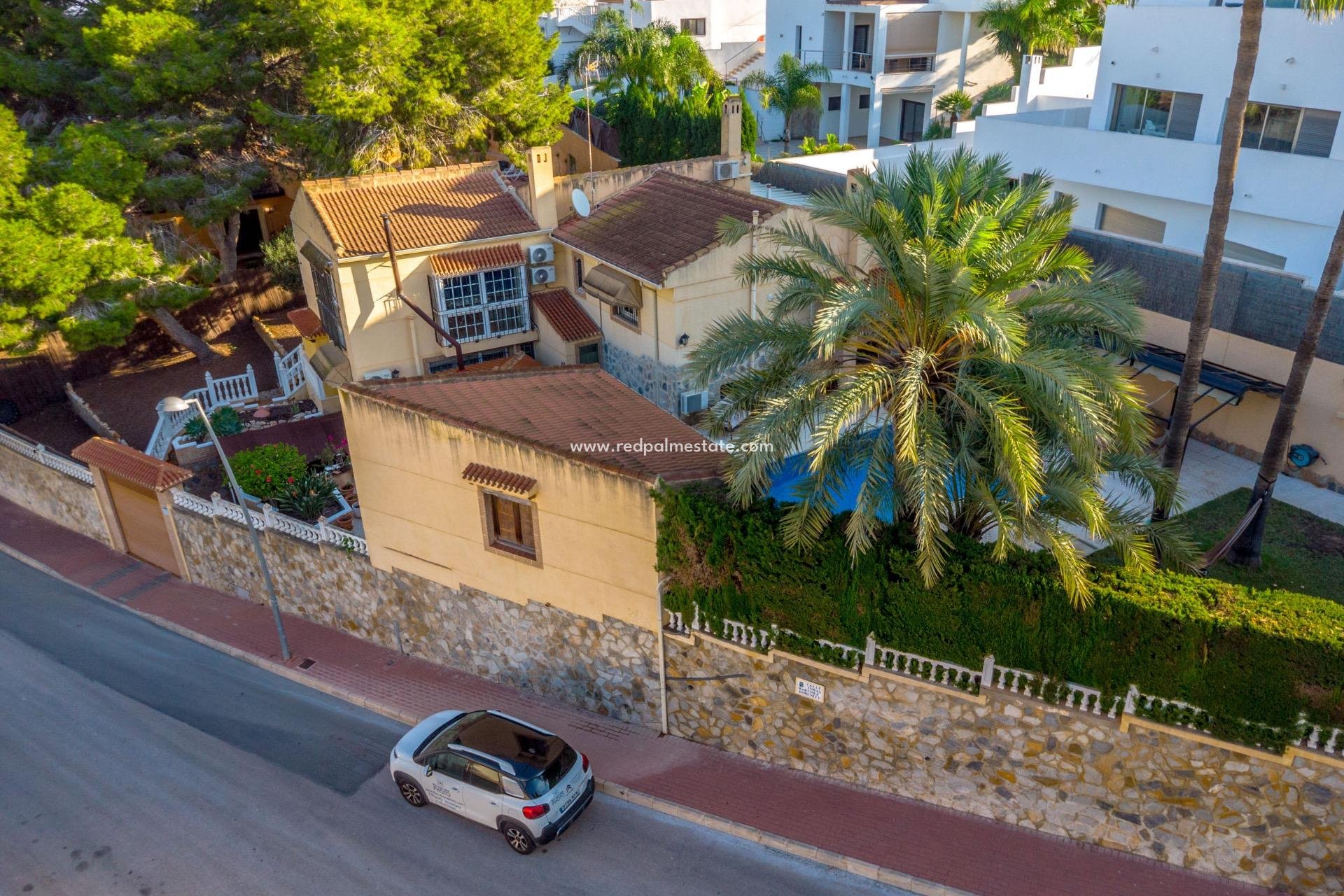 Resale - Villa -
Torrevieja - Los balcones