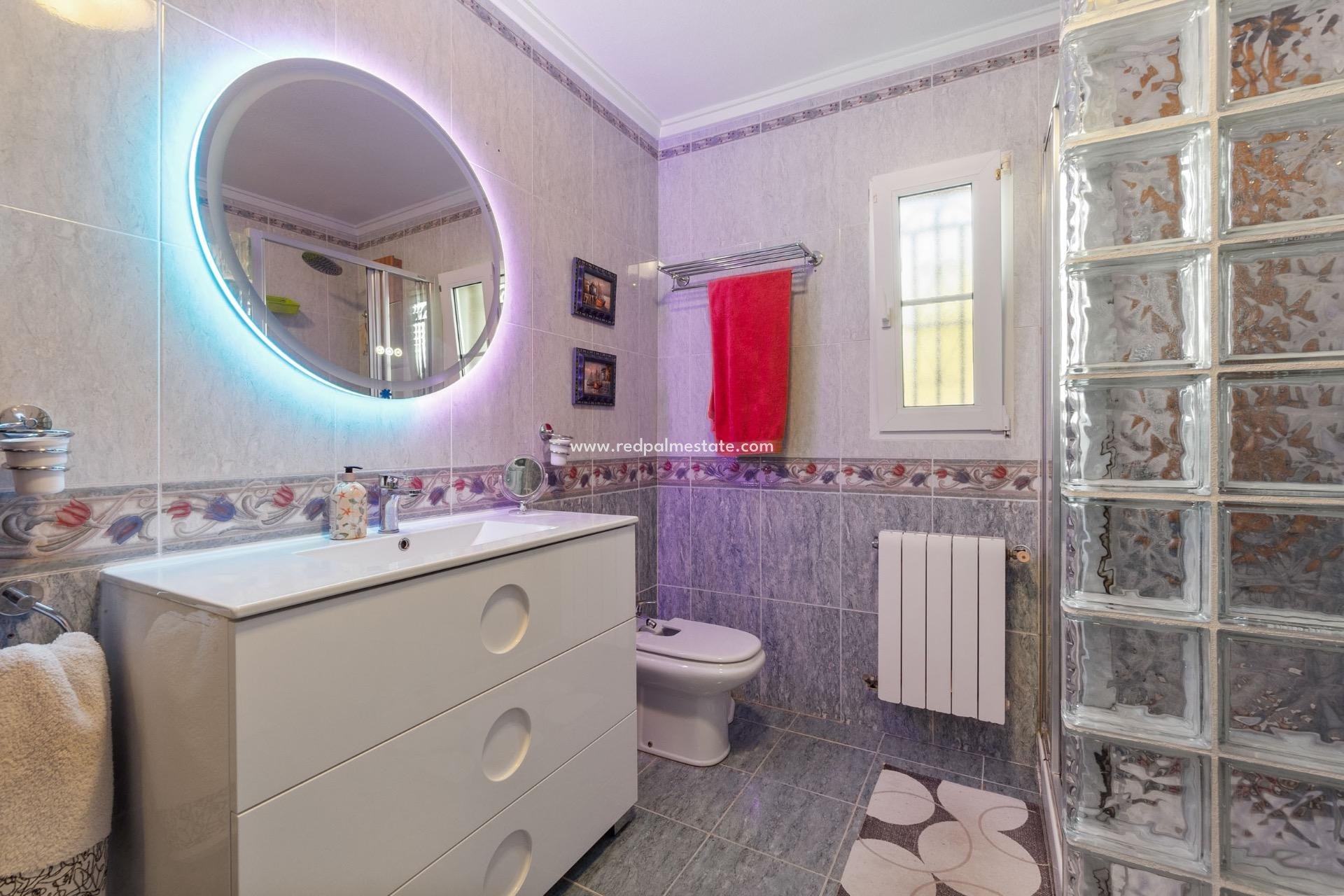 Resale - Villa -
Torrevieja - Los balcones