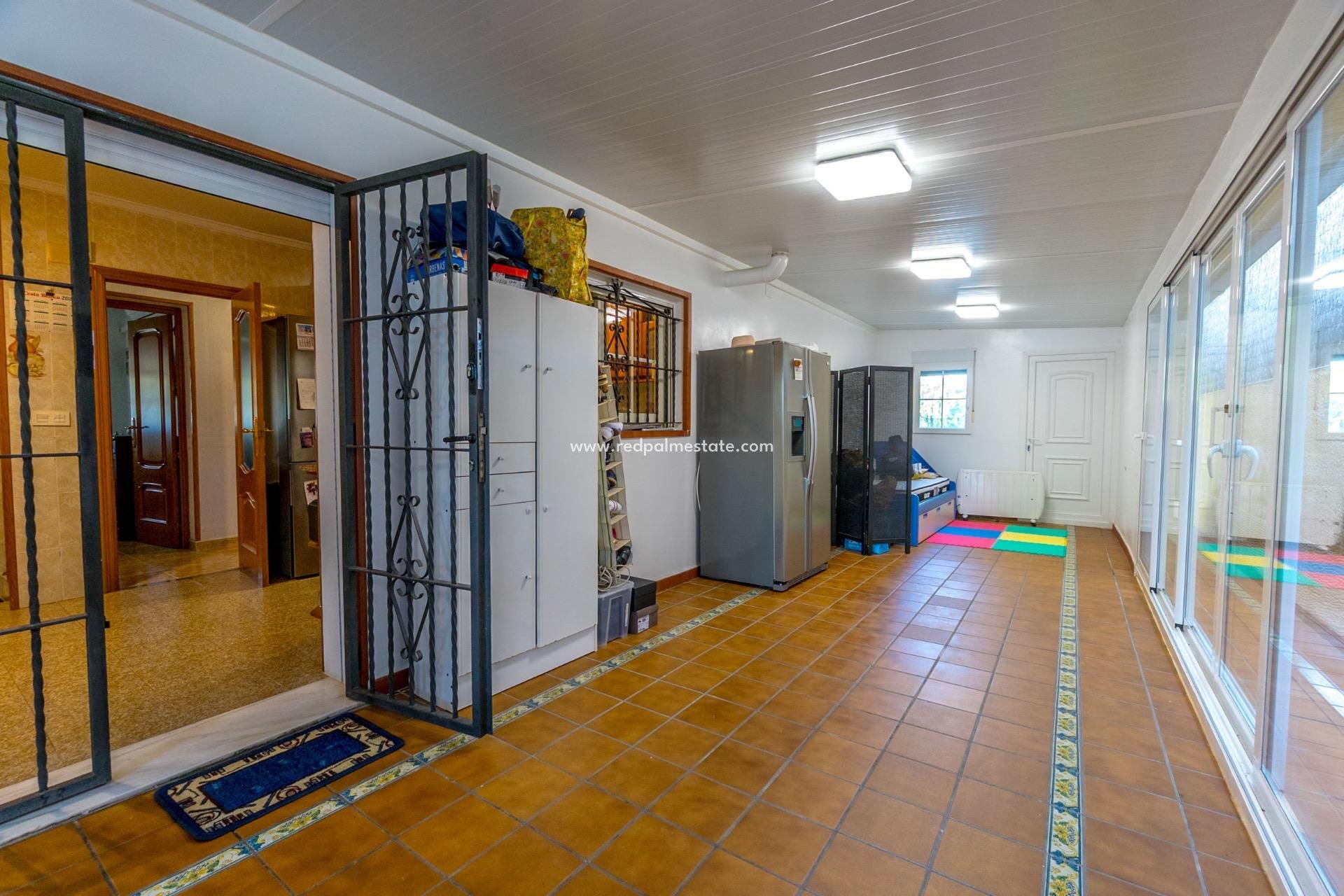 Resale - Villa -
Torrevieja - Los balcones