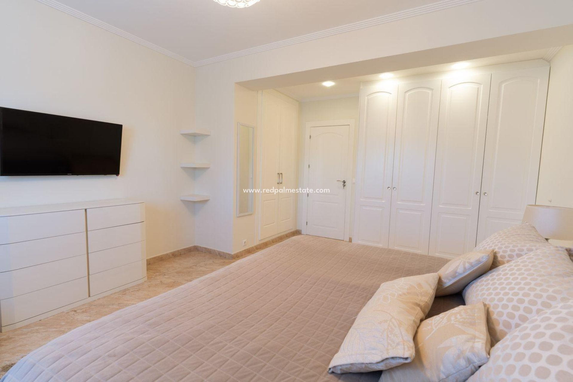 Resale - Villa -
Torrevieja - Los balcones