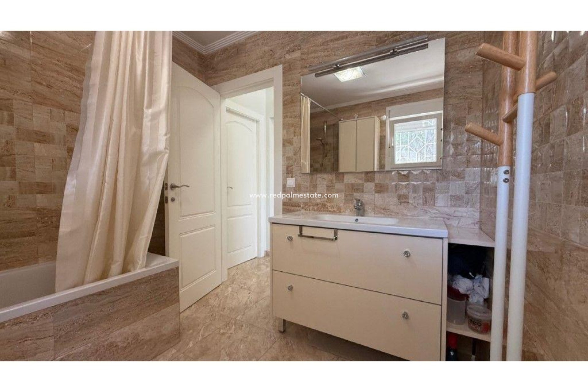 Resale - Villa -
Torrevieja - Los balcones