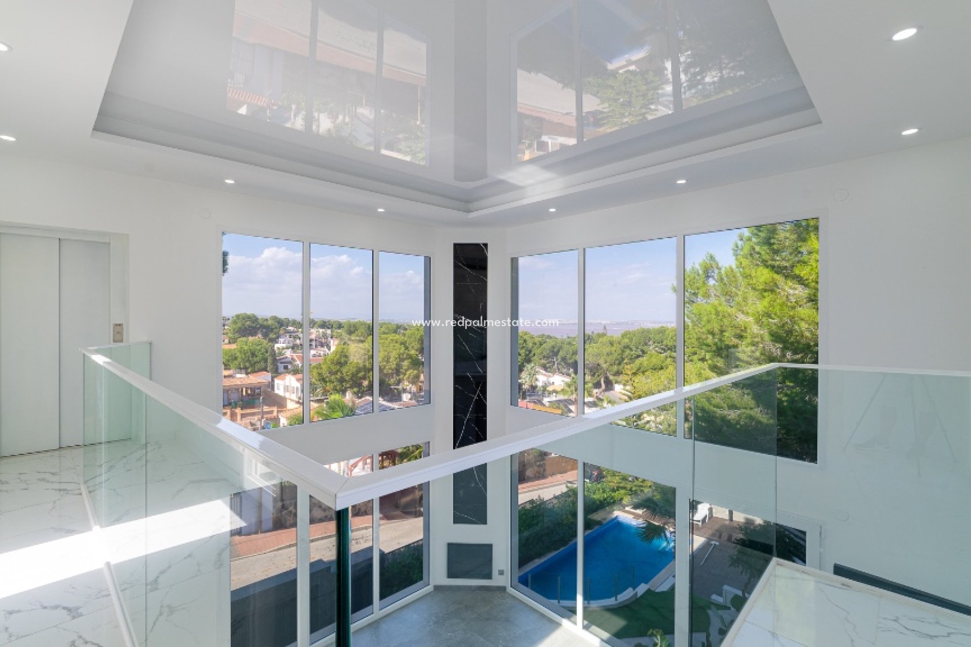 Resale - Villa -
Torrevieja - Los balcones