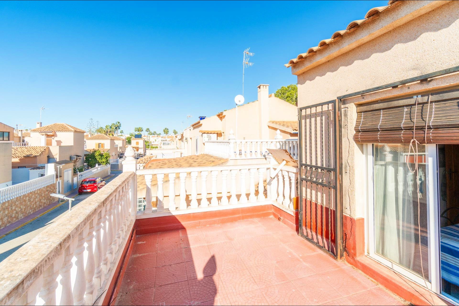 Resale - Villa -
Torrevieja - Los balcones