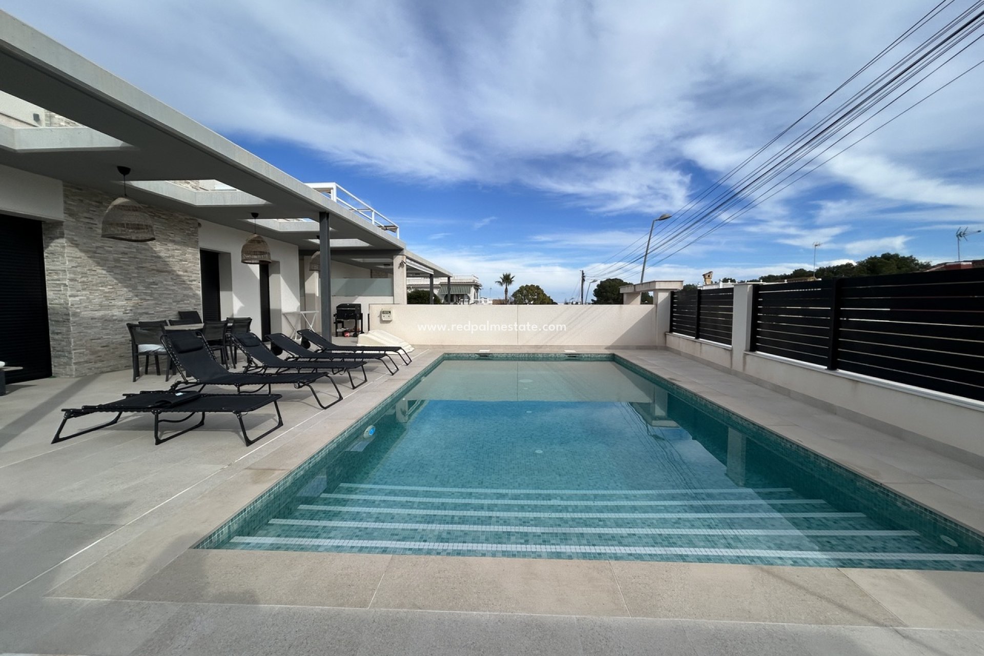 Resale - Villa -
Torrevieja - Los balcones